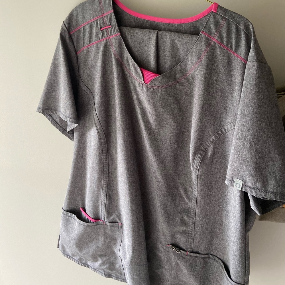 Cherokee infinity scrubs